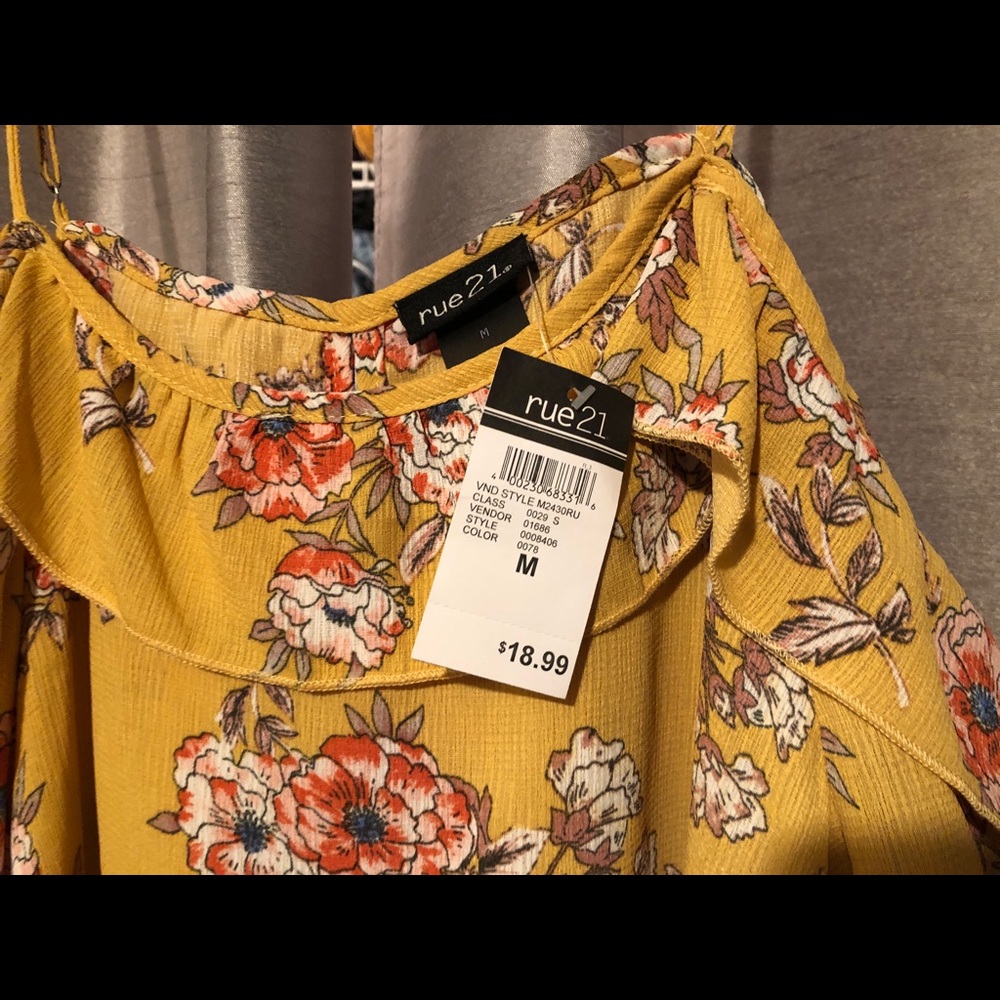 Floral Long-sleeved Top